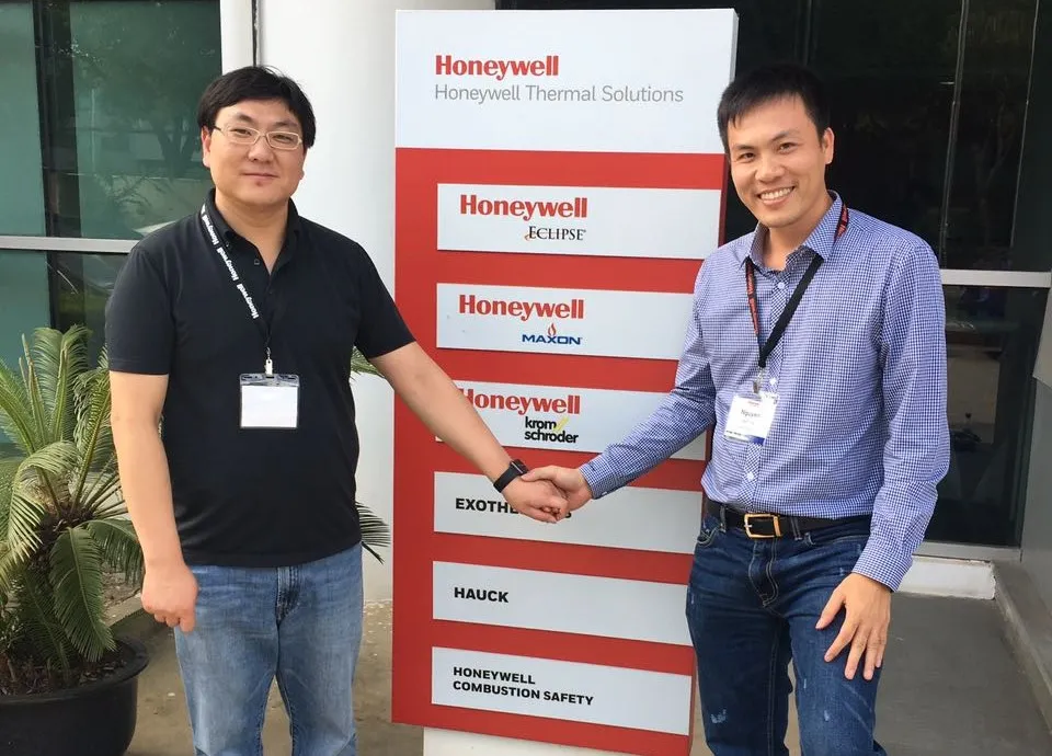 Đại diện CAD và Honeywell Thermal Solutions